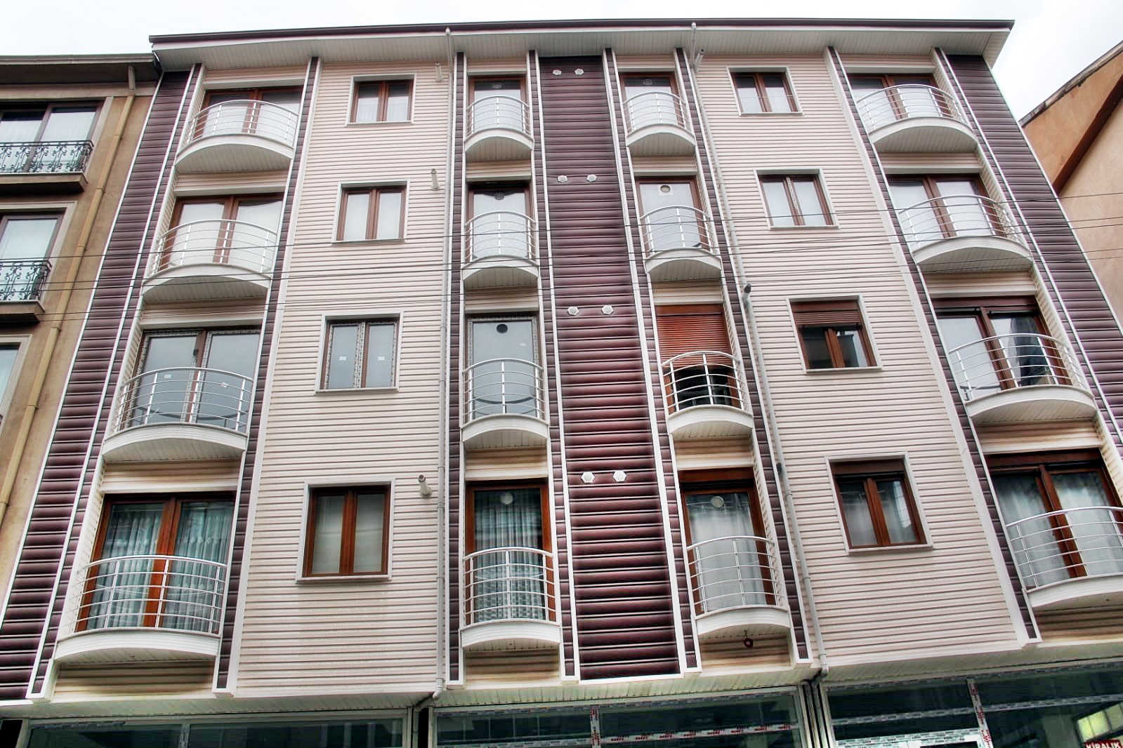 American Siding Uygulamalar Apartman Siteler 1 - Apartman ve Siteler american siding dış cephe kaplama uygulaması görseli